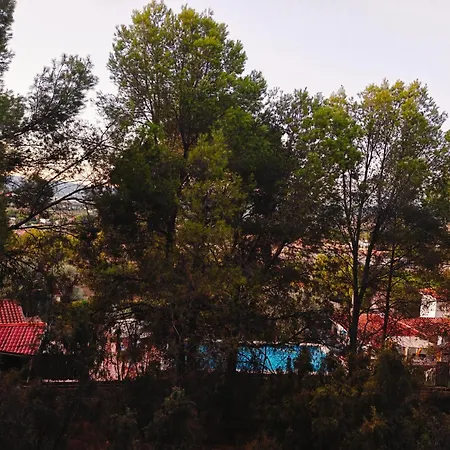 Mountain Forest Retreat Naturally Cool, Stunning Views, Privacy With 80sqm Large Pool Lliria